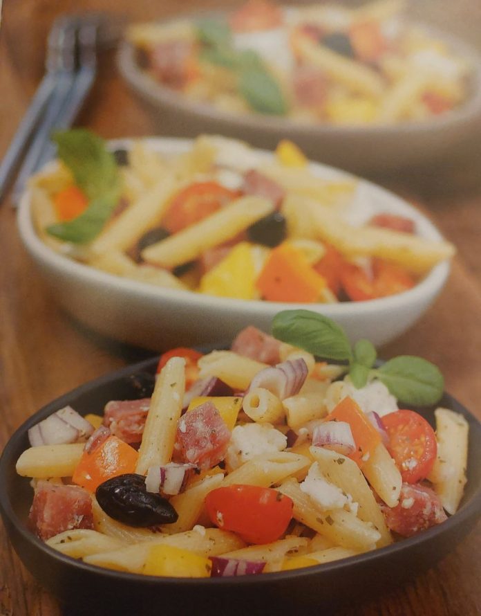 pasta salad mit pesto